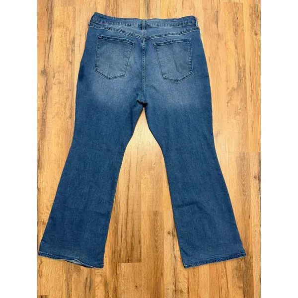 Old Navy High Rise WOW Flare Jeans Women Size 18 Blue Stretch Bootcut Denim - Image 4