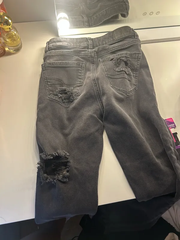 Black American Eagle Jeans Distressed - Image 3