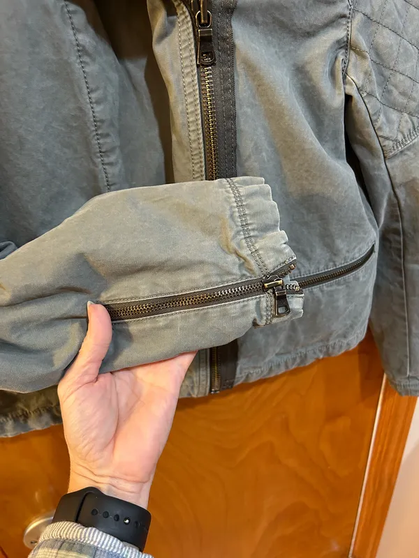 Women’s Gap quilted Canvas Moto Jacket Size 12 - Image 4