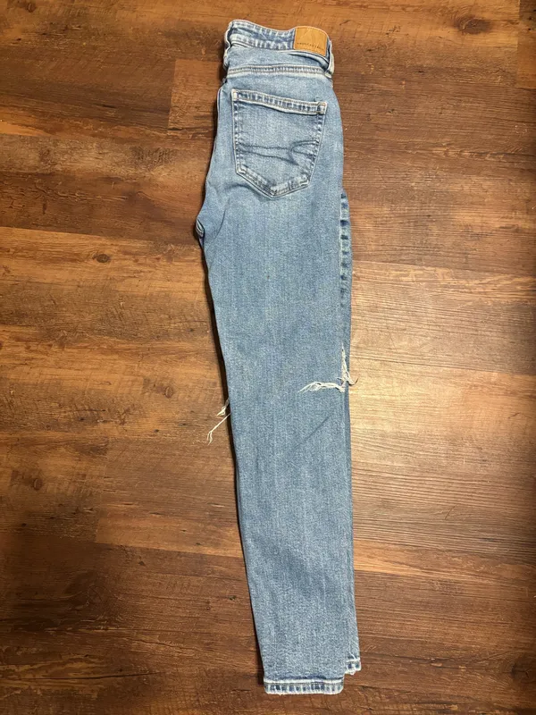 American Eagle Jeans  - Image 4