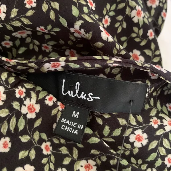 Lulu's Floral Tie Back Long‎ Sleeve Crop Top Size Medium - Image 2