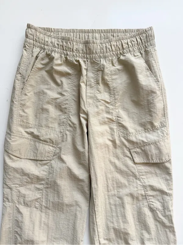 Old Navy Ankle Zip Nylon Cargo Jogger Pants Tan Size Medium - Image 2