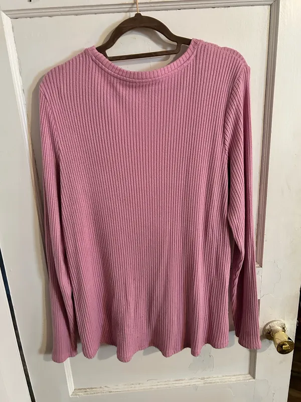 American Eagle Pink Sweater  - Image 2