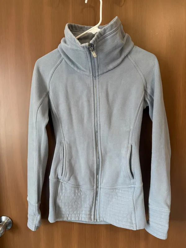 Lululemon Radiant Jacket II in Chambray Sz: 4 - Image 6