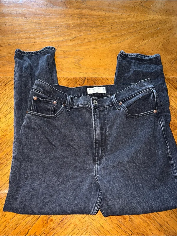 Abercrombie & Fitch Skinny Jeans - Image 2