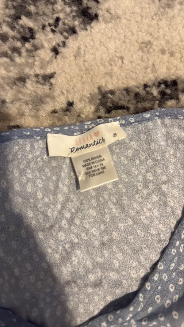 blue top Size M - Image 2