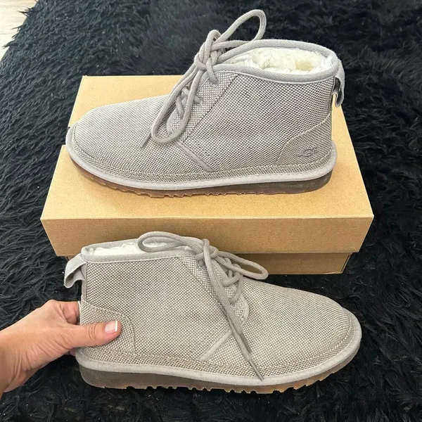 UGG Neumel gray fur lace up ankle boots booties shoes women’s 9 Preowned - Image 8