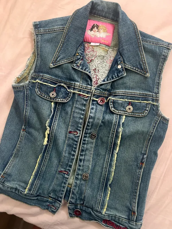 Fiorucci Blue Denim Sleeveless Vest Floral Embroidery with Pink Label - Image 3