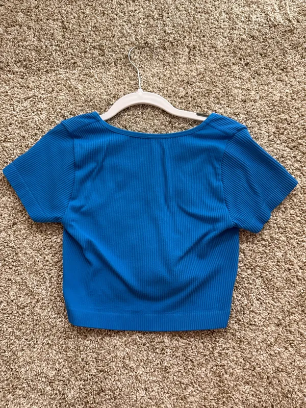 Garage Crop Top Blue - Image 3