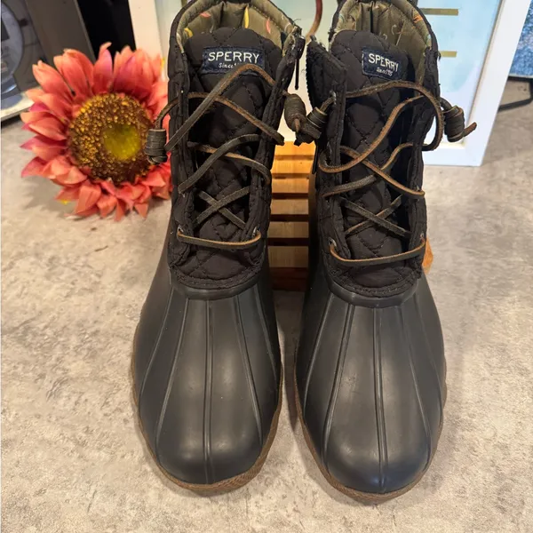 Sperry Women's Saltwater Quilted Nylon Duck Boot STS94063 Black Size 7.5 - Image 6