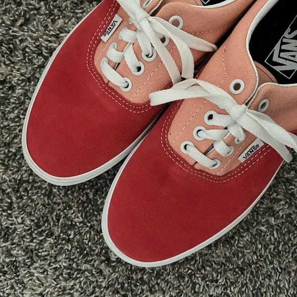 Vans Never Worn Coral and Pink Canvas and Suede Fabric Low Top Women’s Shoes - Image 2