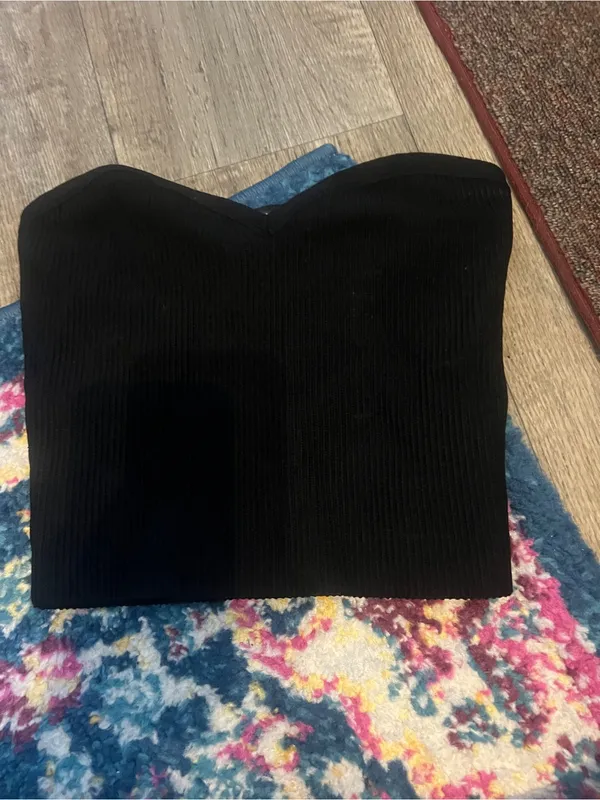 Babaton Black Strapless Ribbed Tube Top - Image 3