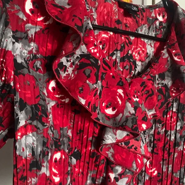 Women's Black and Red Blouse Y2K Vintage Size PL - Image 7