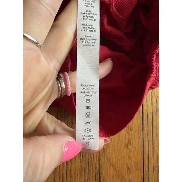 Lululemon Lined Running Shorts Womens 6 Tall Red - Image 5