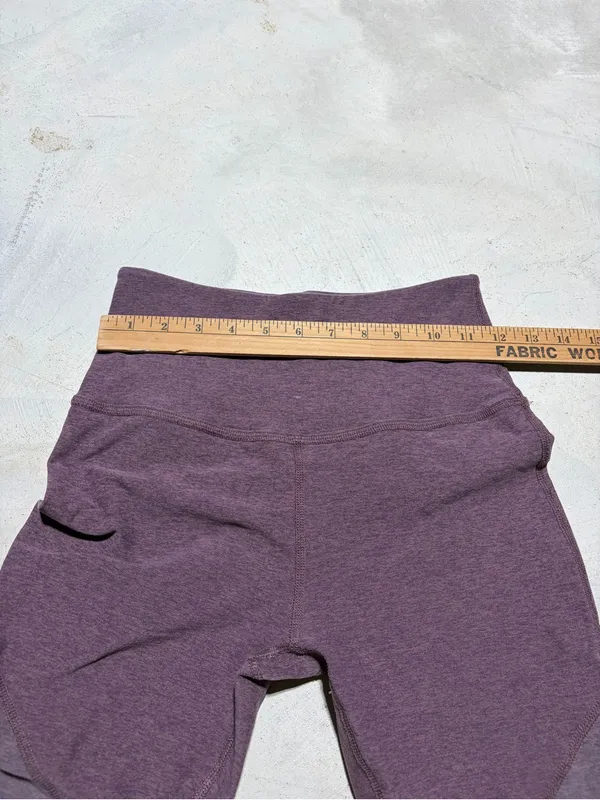Beyond yoga High-Waist Two-Tone Leggings medium - Image 4