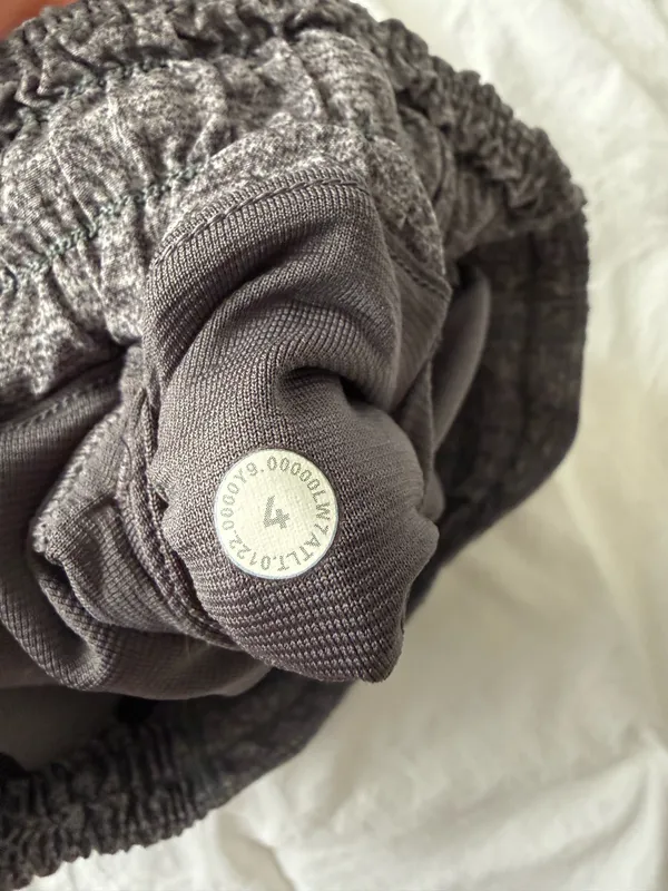 Lululemon Hotty Hot Low-Rise 4" Shorts Gray - Image 4