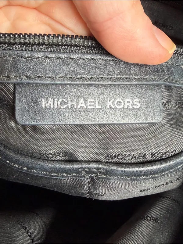 Michael Kors Jet Set EW Signature Tote Bag Black & Grey MK Logo Shoulder Purse - Image 12