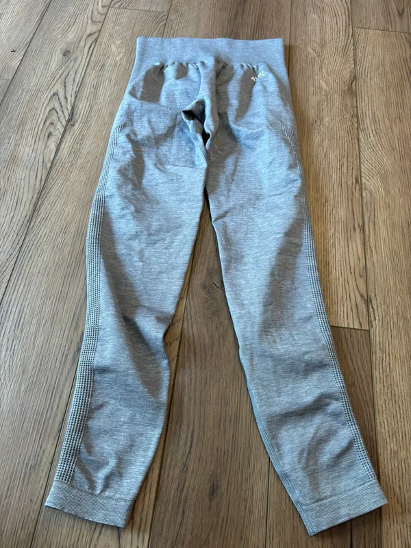 AYBL Seamless Leggings - Image 2
