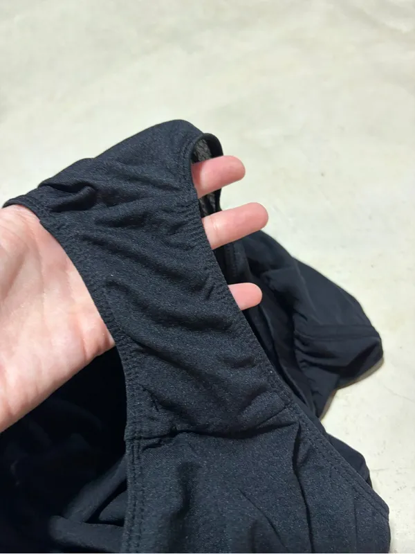 Under Armour Black Women’s Athletic Running Shorts loose medium - Image 7