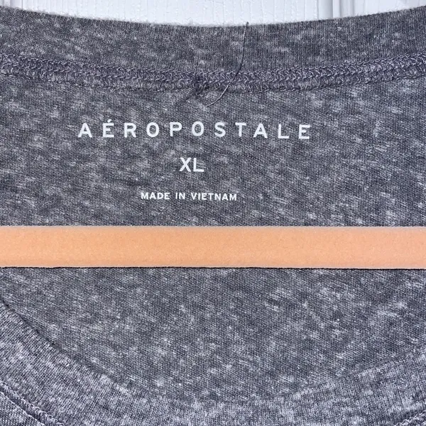 Women’s Aeropostale crop top - Image 2