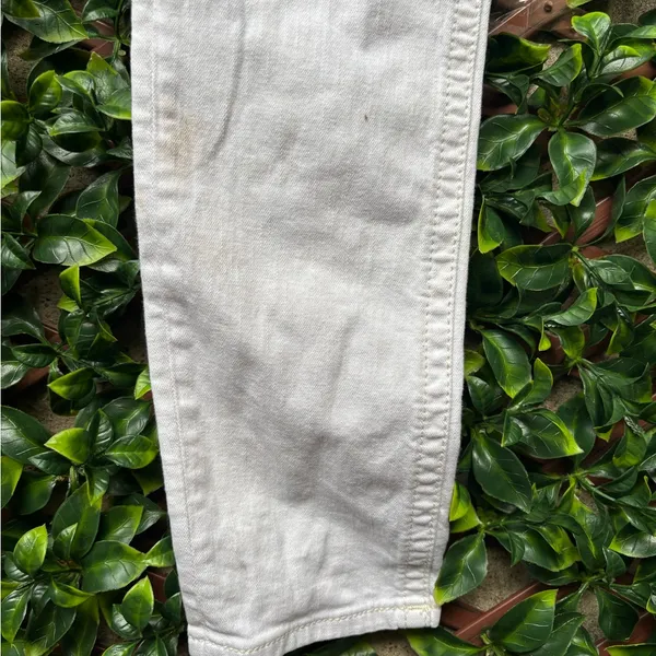 White Straight-Leg MISS ME Jeans - Image 7