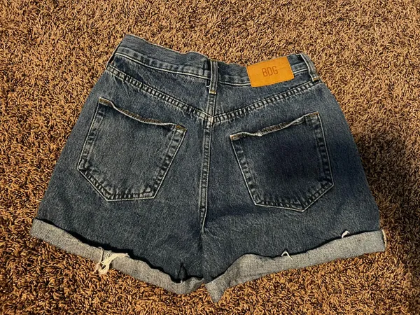 BDG High-rise Shorts - Image 2