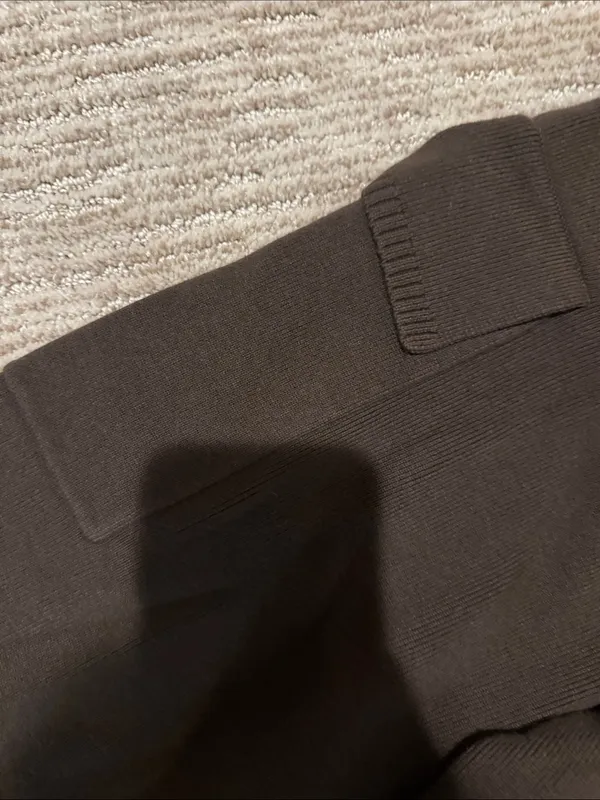 ALO Yoga Scholar Knit High-Waist Cargo Pant - Image 4