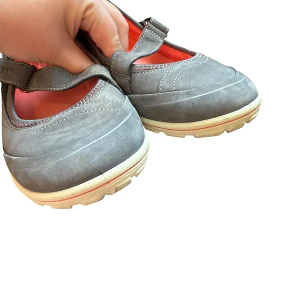 ECCO Mary Jane Sneakers Womens 38 Gray Coral Nubuck Mesh Walking Sport Flats - Image 5