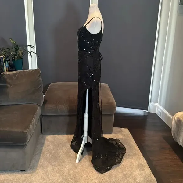 Women’s Black MermaidFit Sequins Party Prom Formal Dress LaceUp Back Size 4 - Image 6