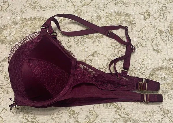 Victoria’s Secret Push Up Bra - Image 4