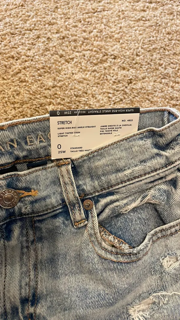 American Eagle Jeans - Image 3