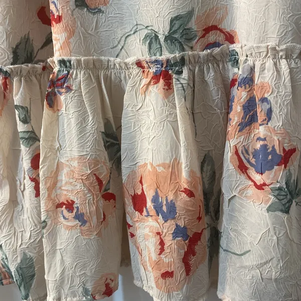 Lucky Brand Vintage Pink Floral Look Blouse with Neckline Details Size Small - Image 7