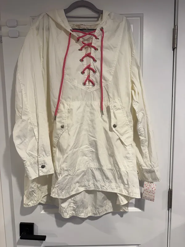 Free People Poplin Pullover Jacket Raincoat M/L White & Pink Hooded Lace Up NWT - Image 3