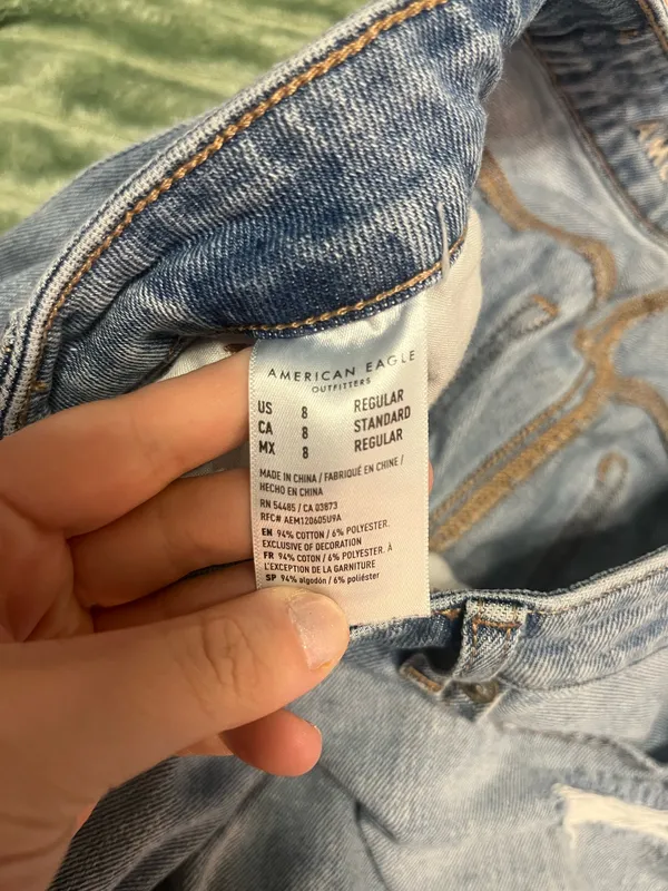 American Eagle Jeans Mom Ripped - Image 4