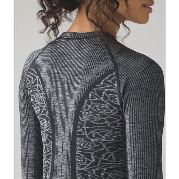 Lululemon Rest Less Pullover Gray Heathered‎ Black Seamless Long Sleeve M/L - Image 15