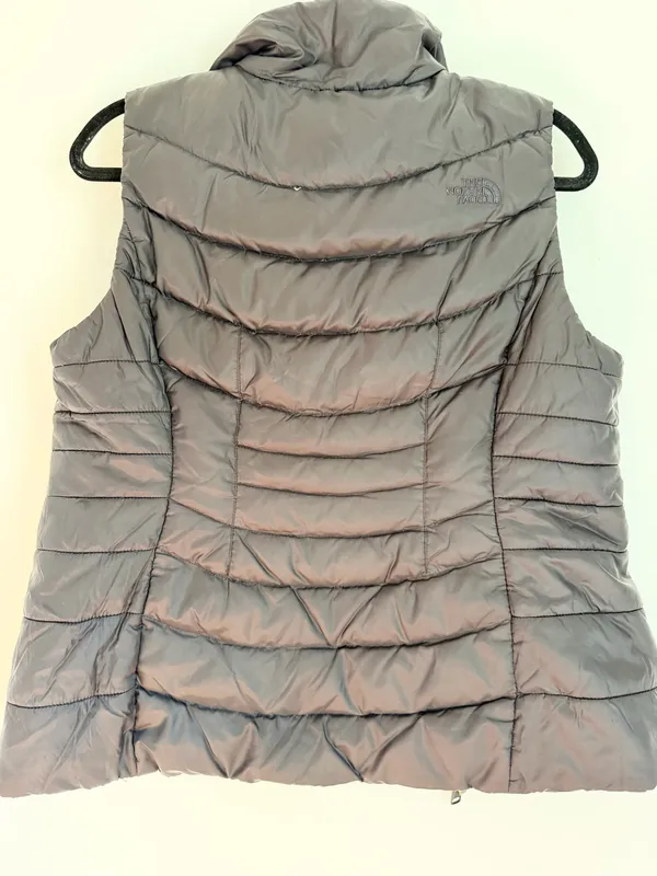 The North Face Jacket Vest 550 Down Lightweight Gray/ black Women's Size medium - Image 4
