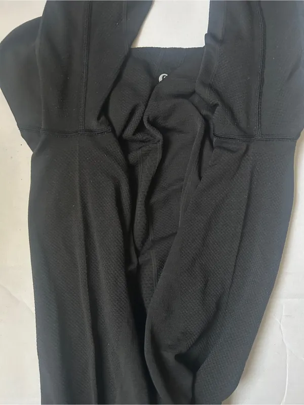 Lululemon Swiftly Tech Long Sleeve Top - Image 6