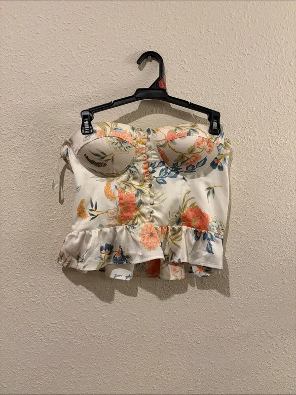 Lolita Bustier Peplum Top in White Floral SUPERDOWN S - Image 3