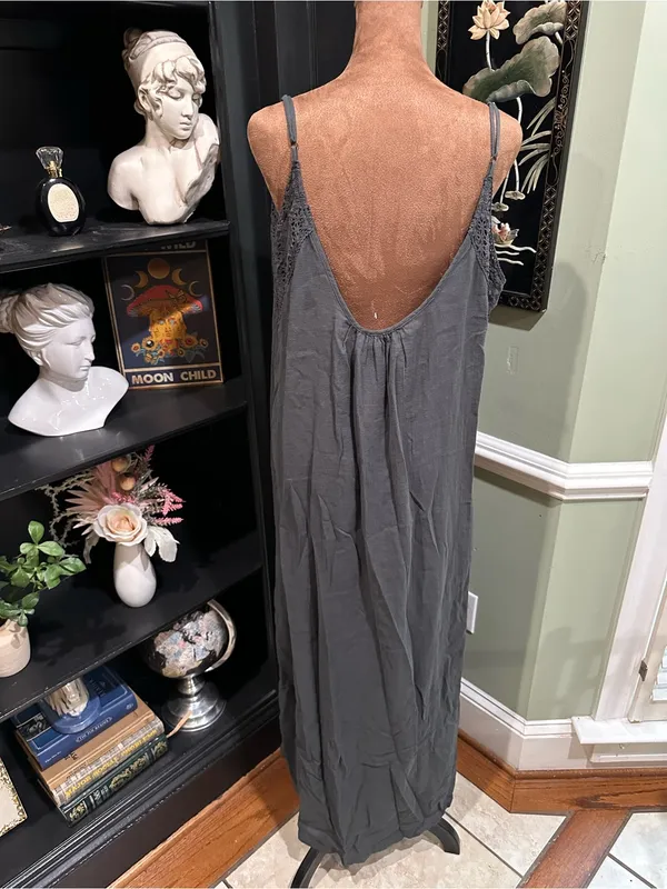 Aerie NWT Gray Crochet‑Detail Dress – Size Medium - Image 6