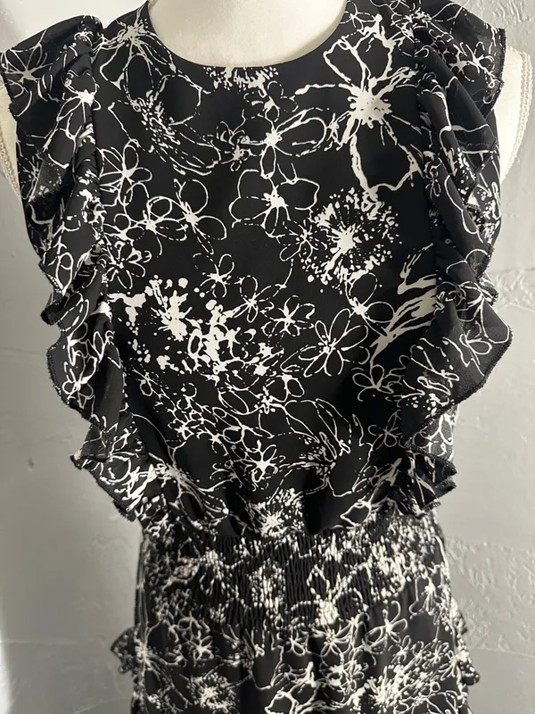 Sleeveless Black & White Floral High-Low Dress - Image 6