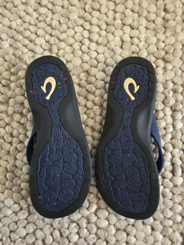 OluKai Ohana flip flops Womens Blue Shoes Sandals Size 9 Comfort Support Fall - Image 5