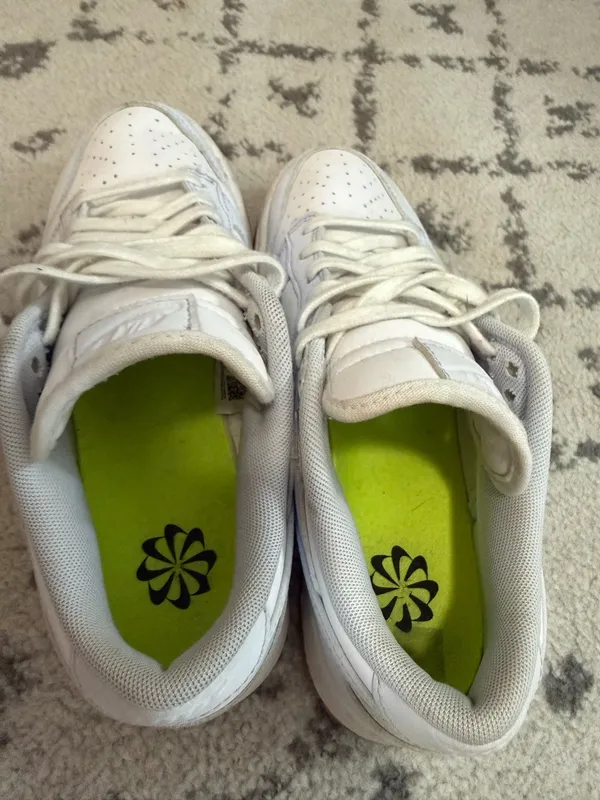 Nike Low Women’s Dunk Sneakers  - Image 4
