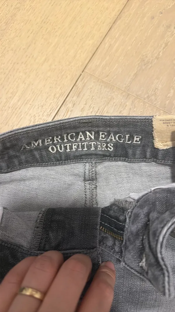 American Eagle - Image 2