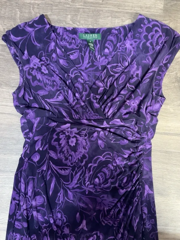Lauren Ralph Lauren Purple Floral Faux Wrap Ruched Dress Size 4 - Image 4