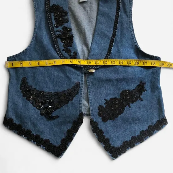 90s Vintage Western Embroidered navy blue jean denim jacket gilet vest black beading #countrychic #boho #indie Size M, Measurement in pics - Image 5
