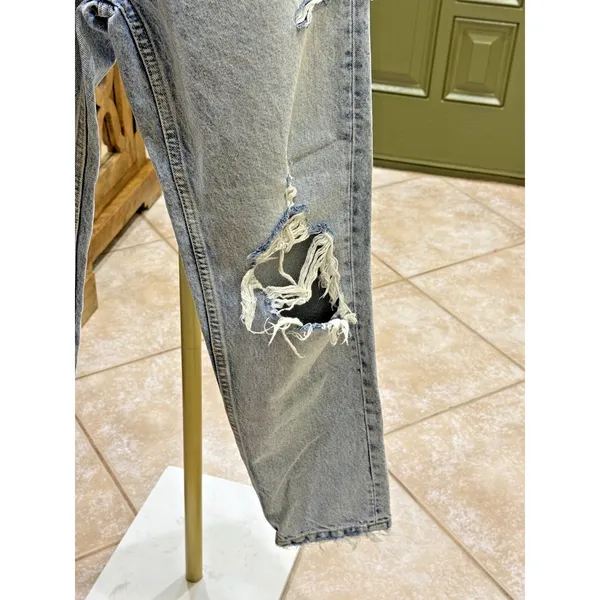 Zara light wash high-rise distressed denim jeans – size 2 - Image 4