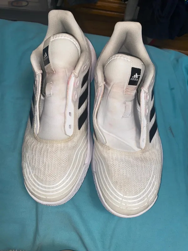 Adidas Volleyball Shoes - Image 2