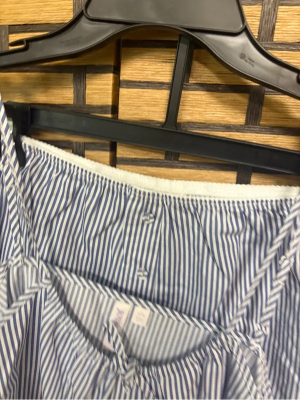 Joyspun blue and white stripe cami and shorts pajama set size large - Image 6