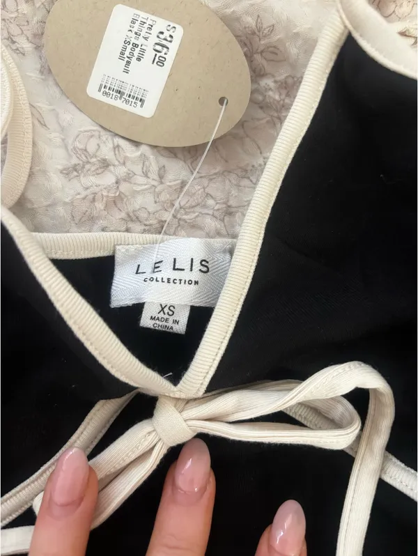 Pretty Little Thing Bodysuit Black with White Details - Image 2