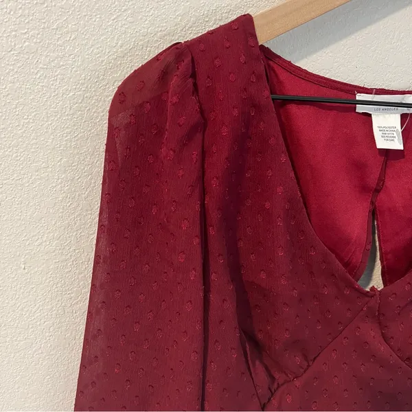 Kirious LA Burgundy Swiss Dot Chiffon Bell Sleeve Tie Back‎ Cutout Crop Top L - Image 2